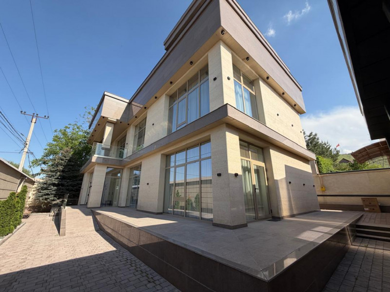 Продаётся современный элитный дом в селе Орто-Сай