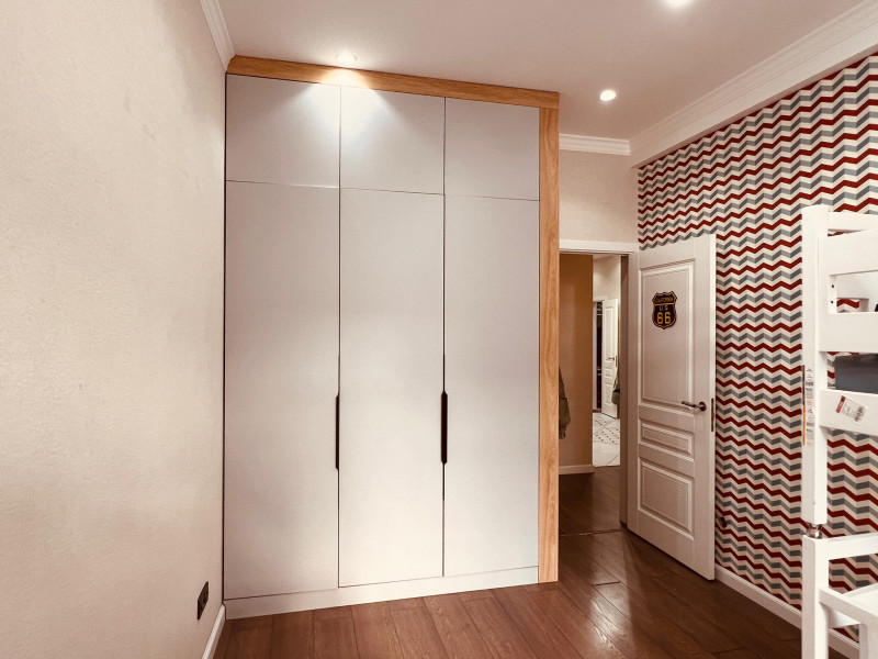 Продается 3 комнатная квартира на Исанова