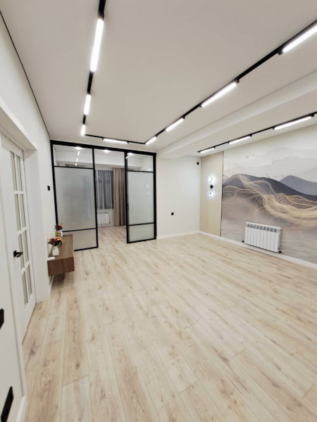 Продается 2 комнатная  квартира ЖК Сириус плюс на Абдумомунова 249